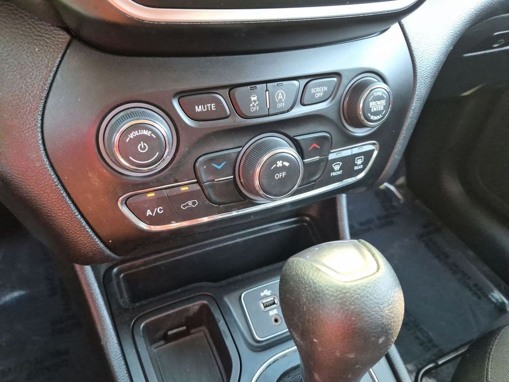 2019 Jeep Cherokee Latitude FWD