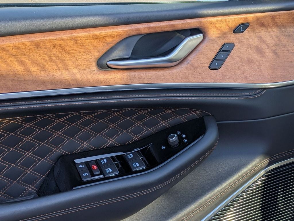 2023 Jeep Grand Cherokee 4xe Summit Reserve