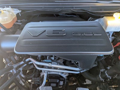 2022 RAM 1500 Big Horn Crew Cab 4x4 5'7" Box