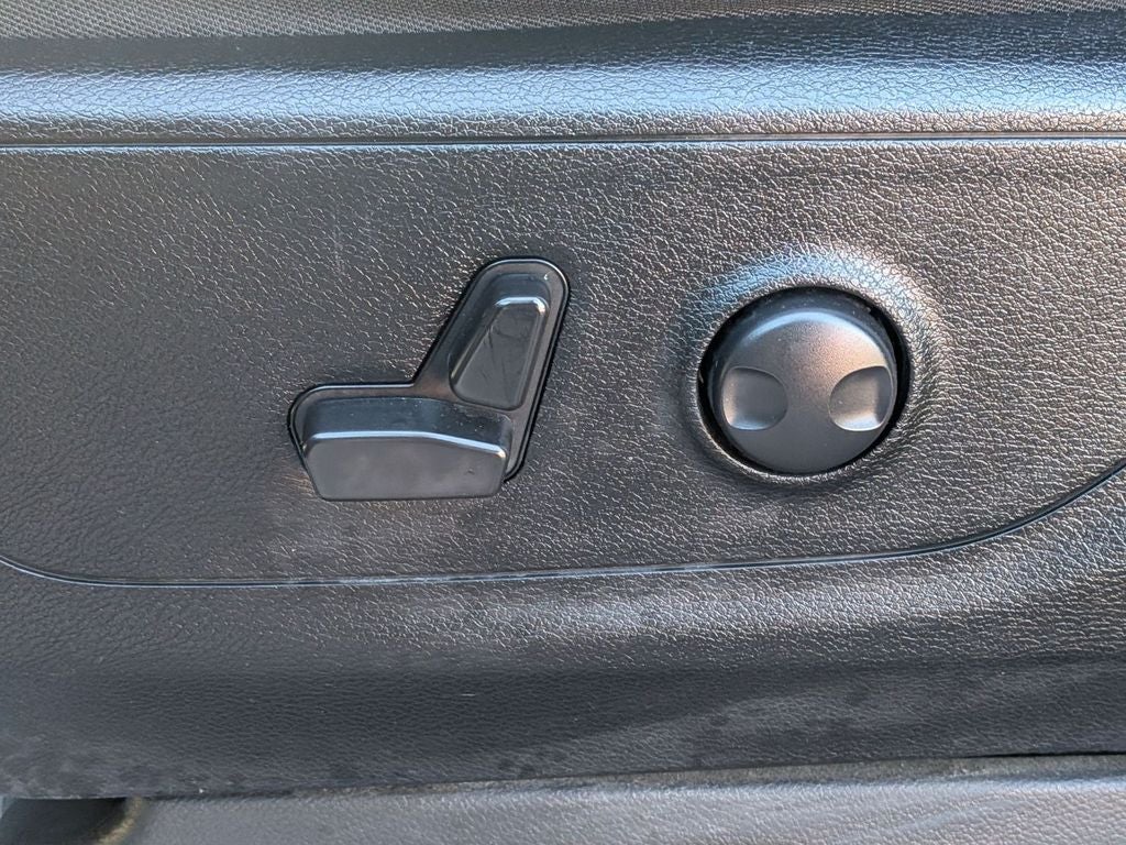 2023 RAM 1500 Big Horn Crew Cab 4x4 5'7" Box
