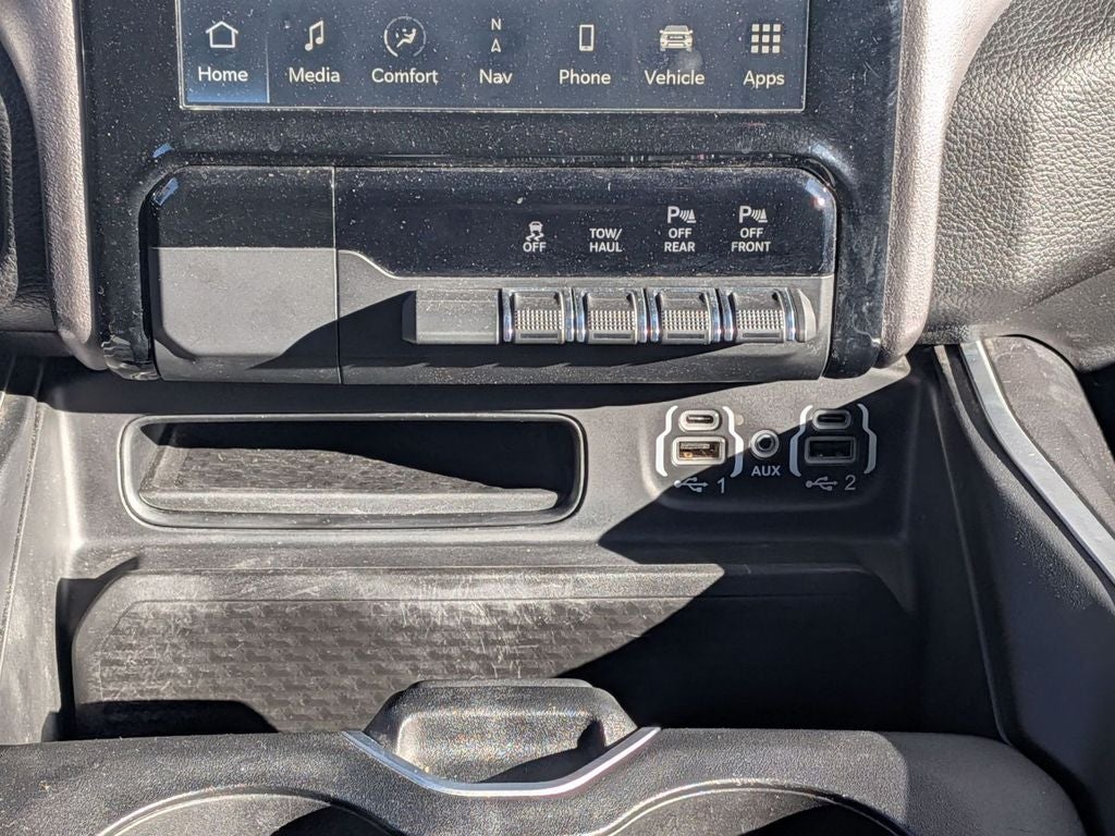 2023 RAM 1500 Big Horn Crew Cab 4x4 5'7" Box