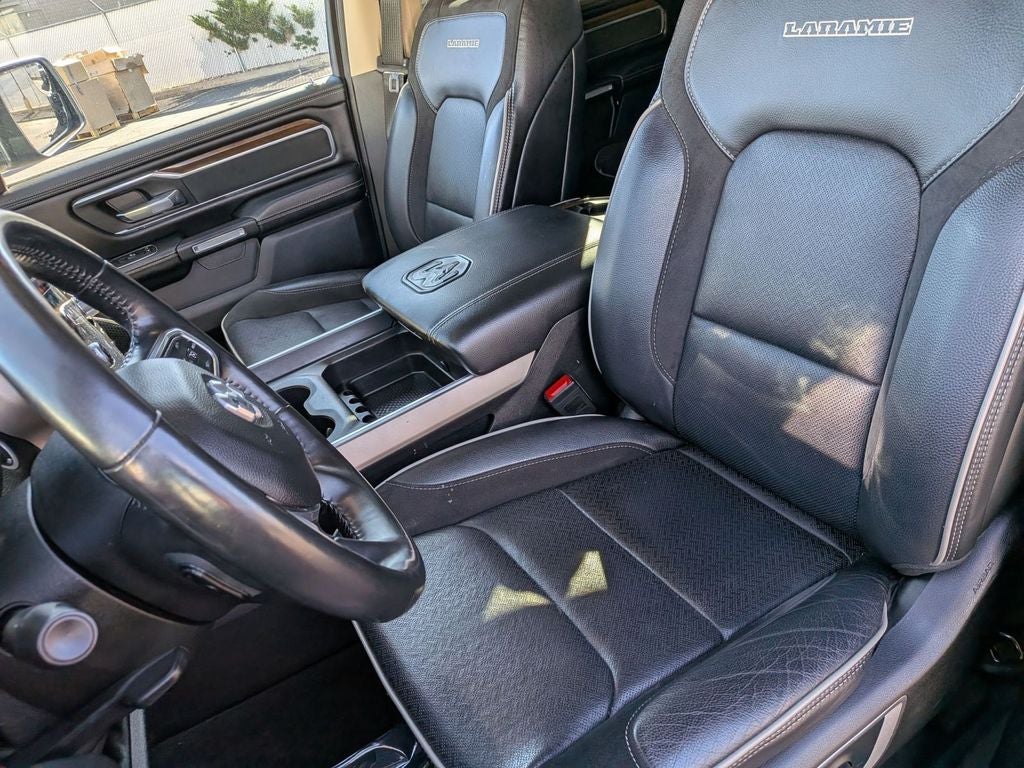 2021 RAM 1500 Laramie Crew Cab 4x4 5'7" Box