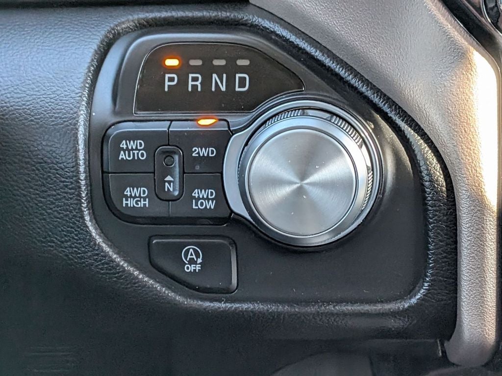 2021 RAM 1500 Laramie Crew Cab 4x4 5'7" Box