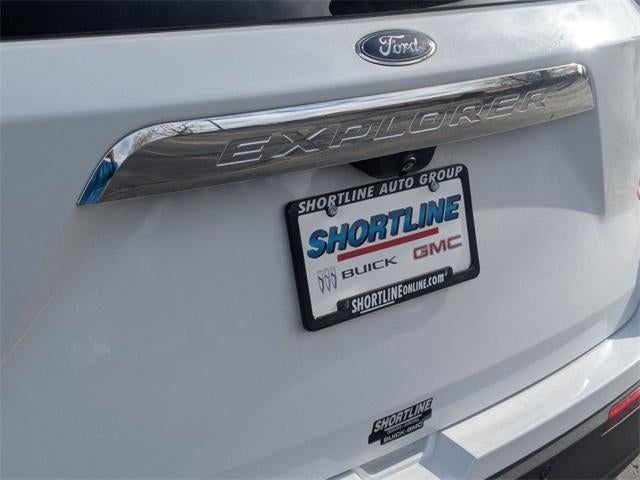 2020 Ford Explorer Base