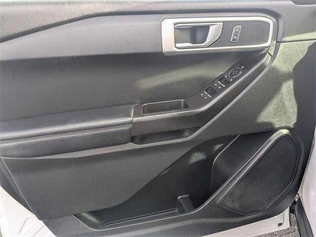 2020 Ford Explorer Base