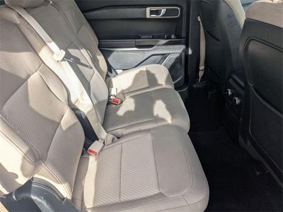 2020 Ford Explorer Base