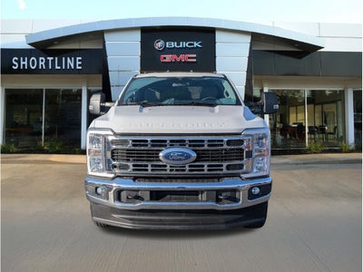 2025 Ford Super Duty F-350 DRW XL