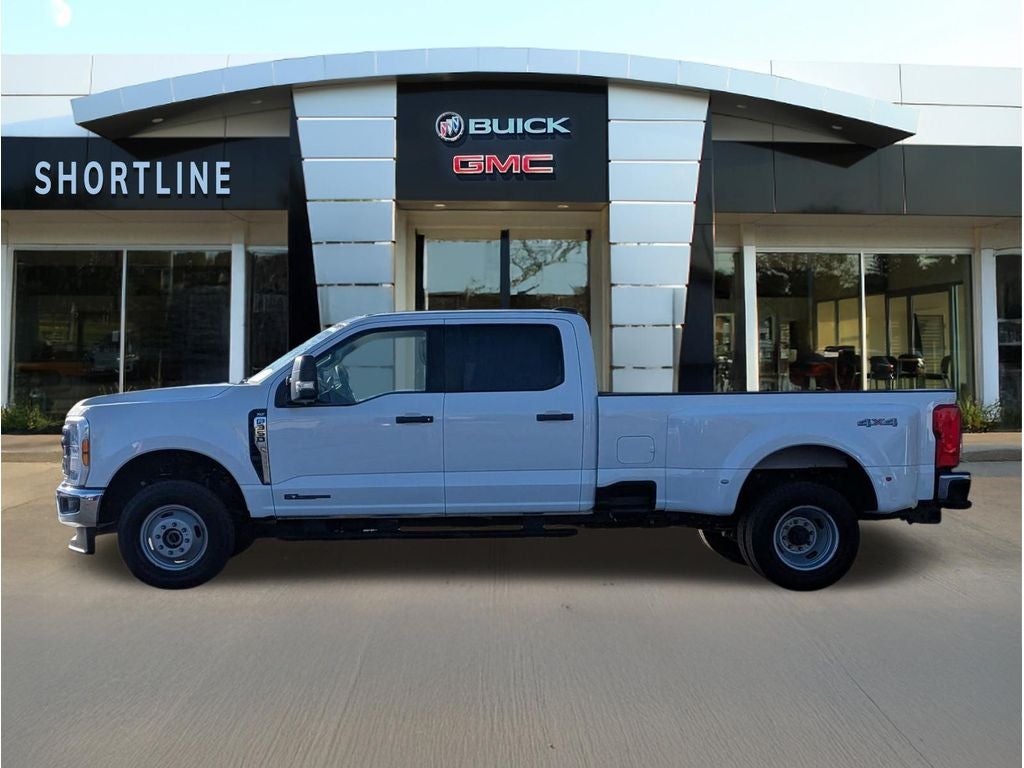 2025 Ford Super Duty F-350 DRW XL