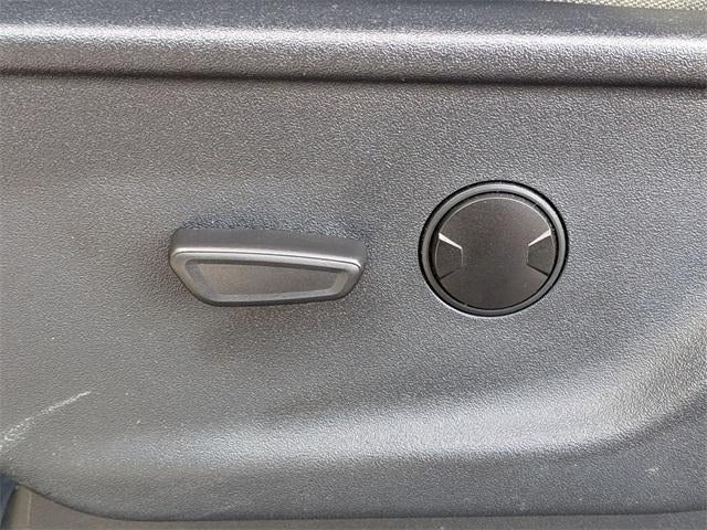 2023 Ford F-150 Lightning XLT