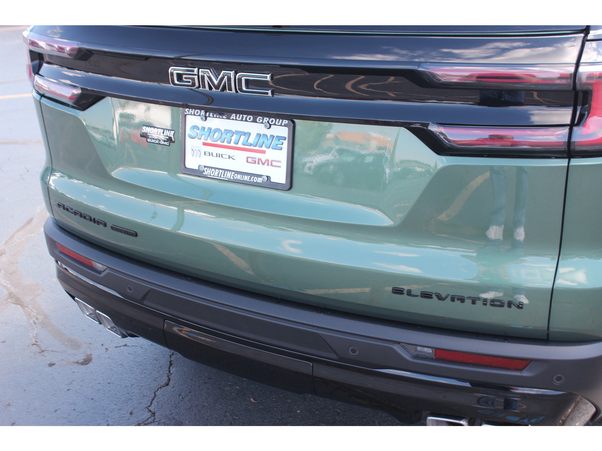 2027 GMC Acadia Elevation