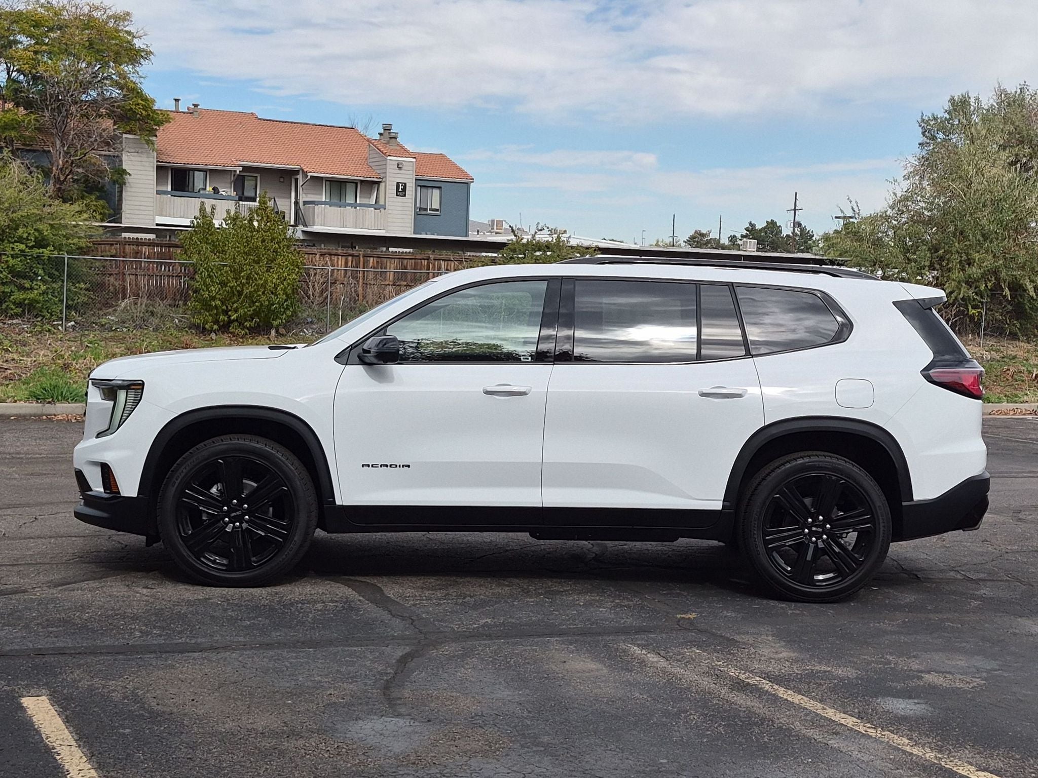 2027 GMC Acadia Elevation