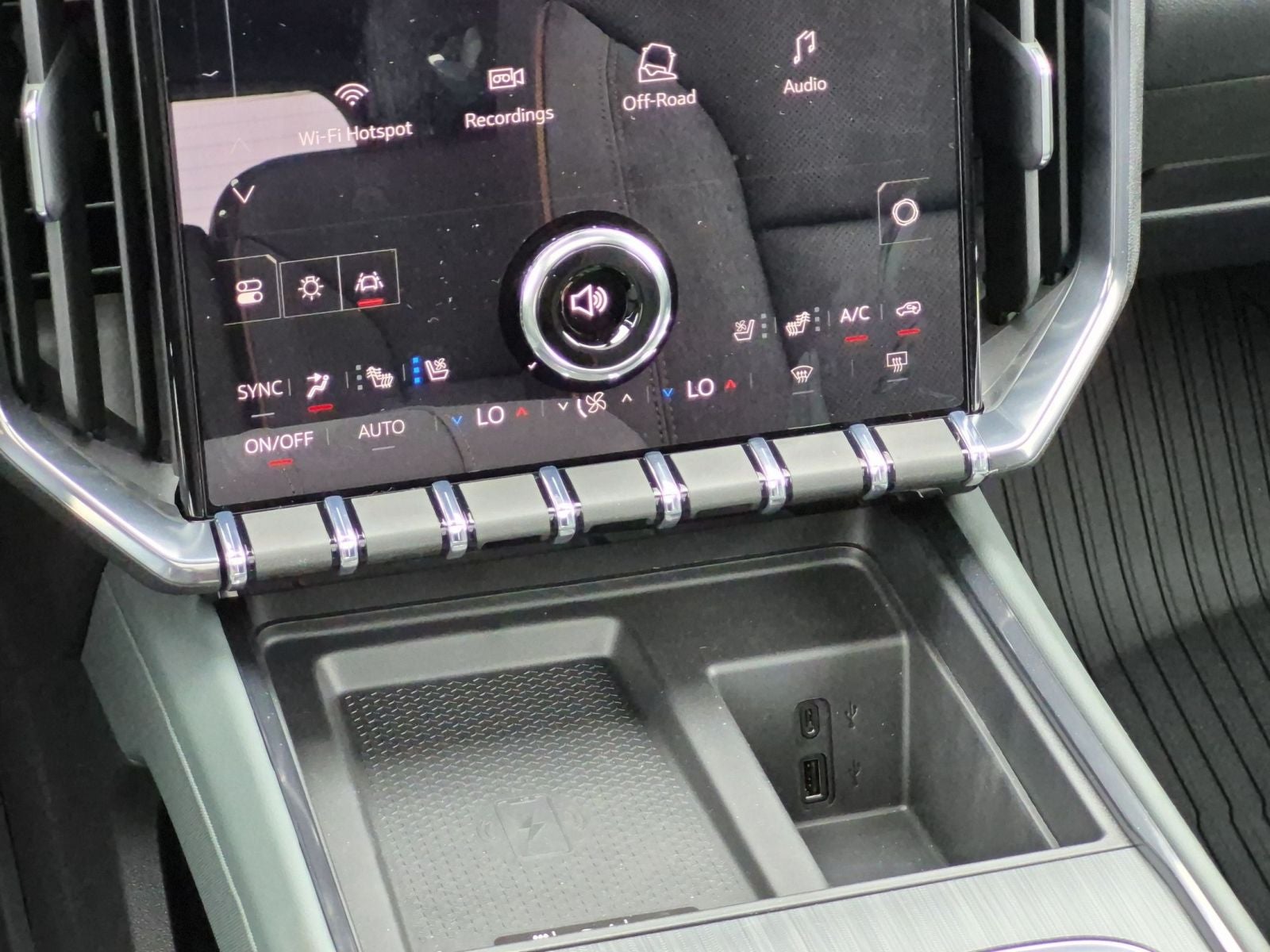 2027 GMC Acadia AT4