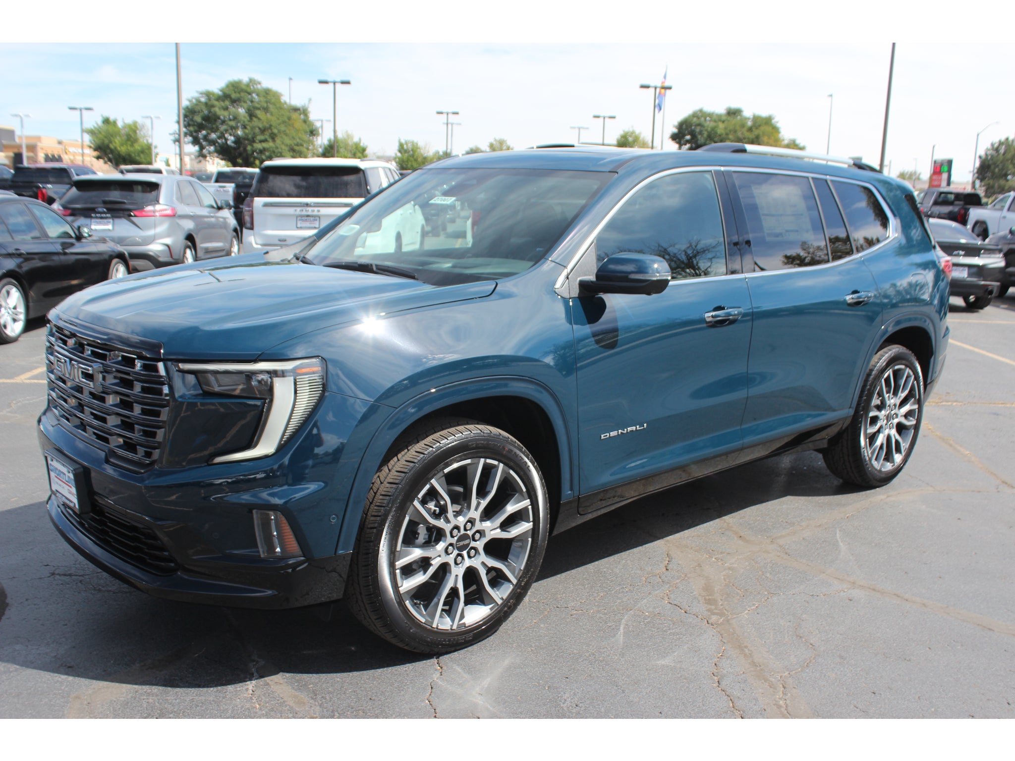 2027 GMC Acadia Denali Ultimate