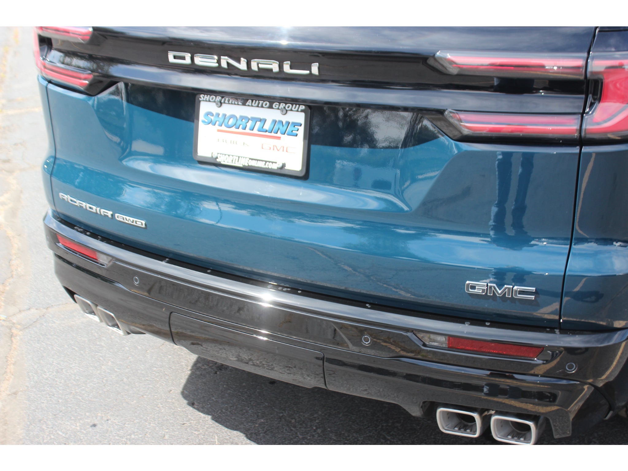 2027 GMC Acadia Denali Ultimate