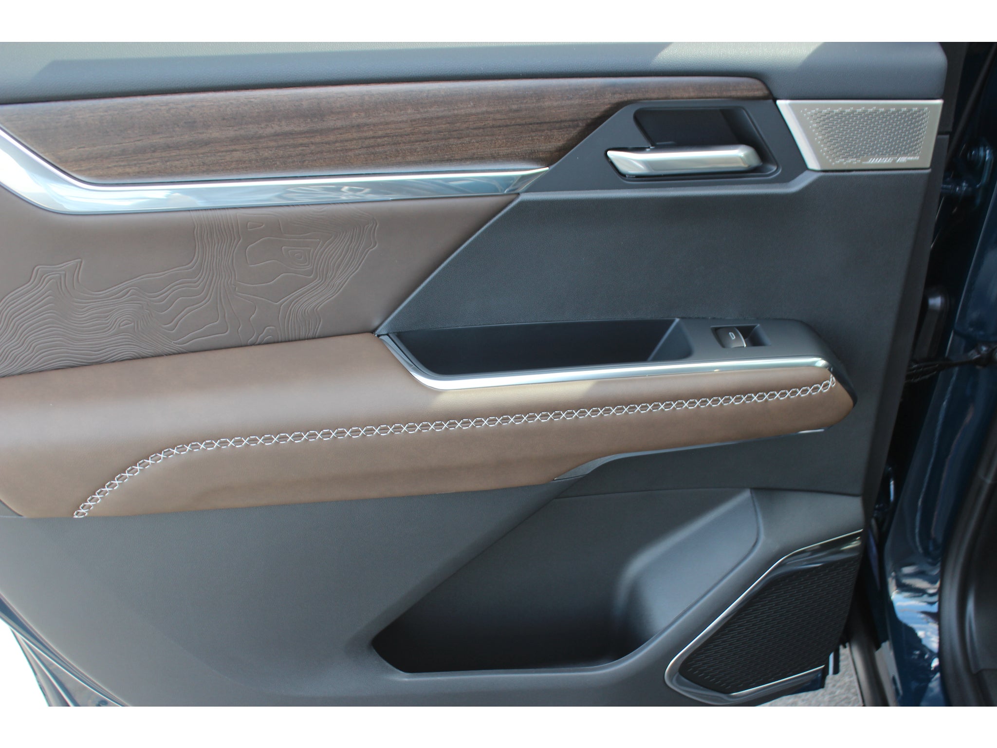 2027 GMC Acadia Denali Ultimate