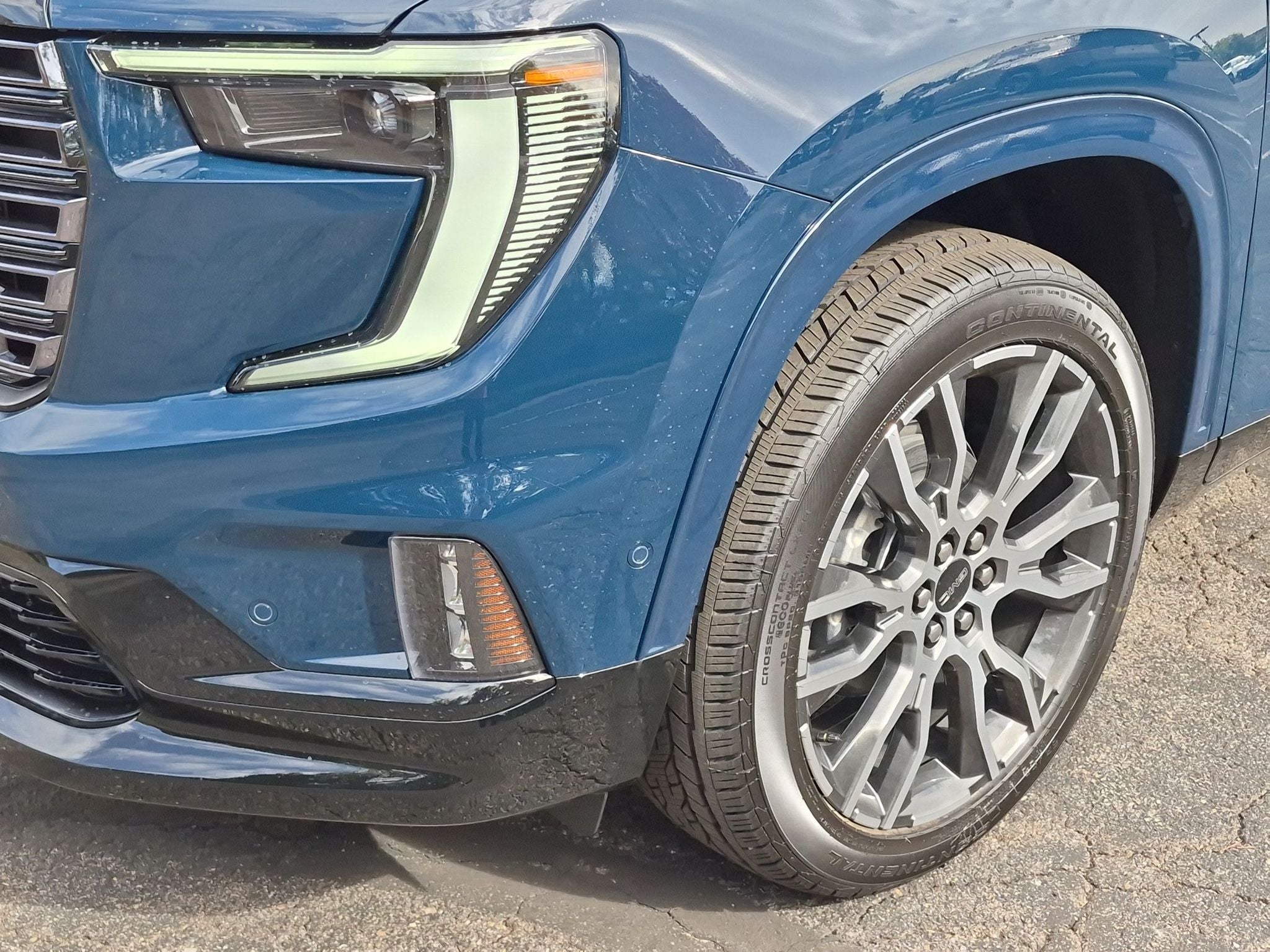 2027 GMC Acadia Denali Ultimate