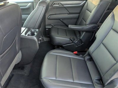 2024 GMC Acadia Elevation