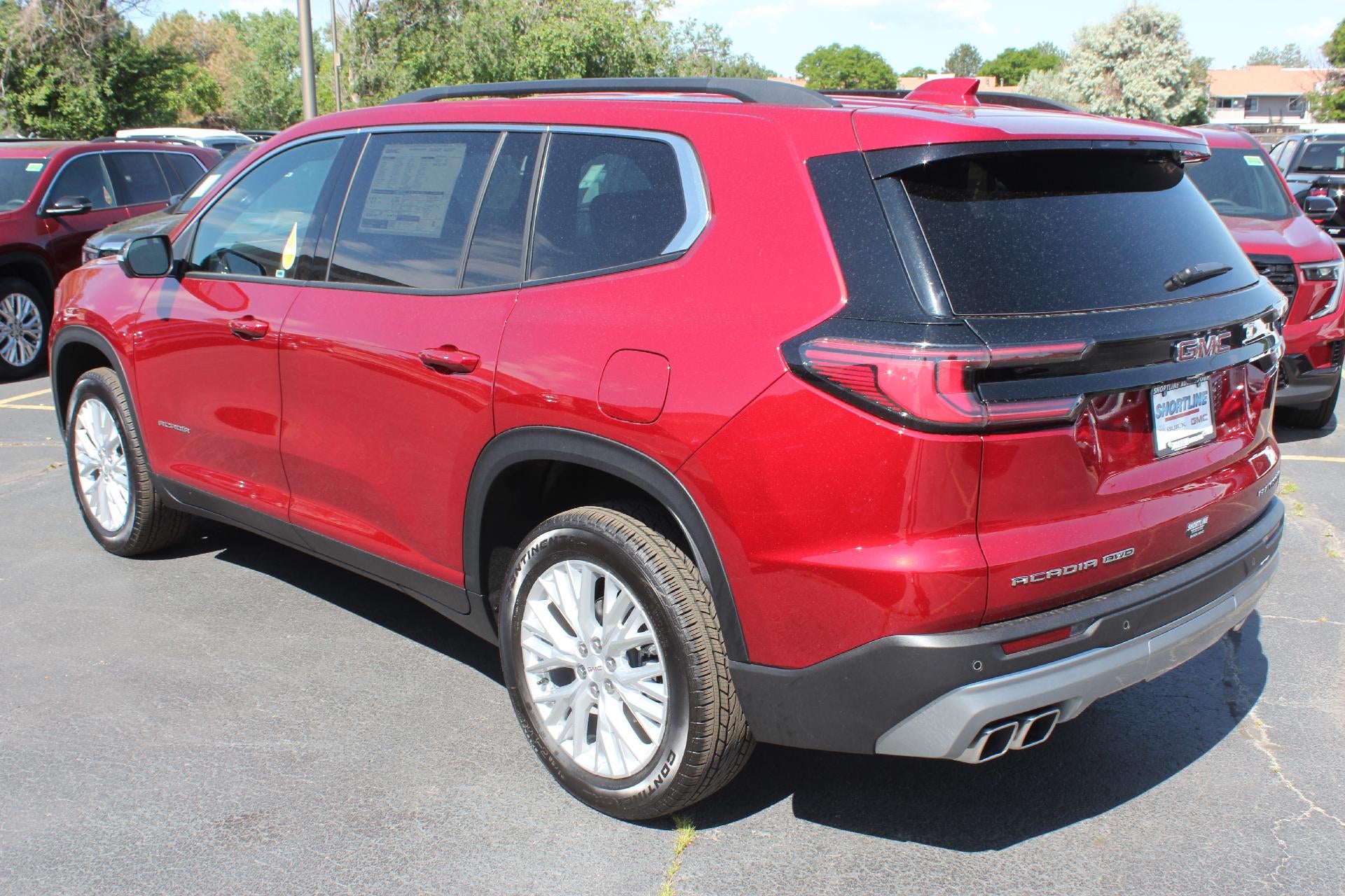 2025 GMC Acadia Elevation
