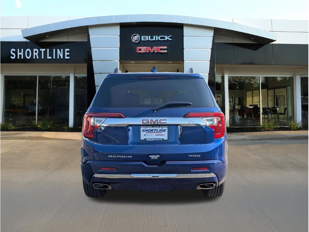 2023 GMC Acadia Denali