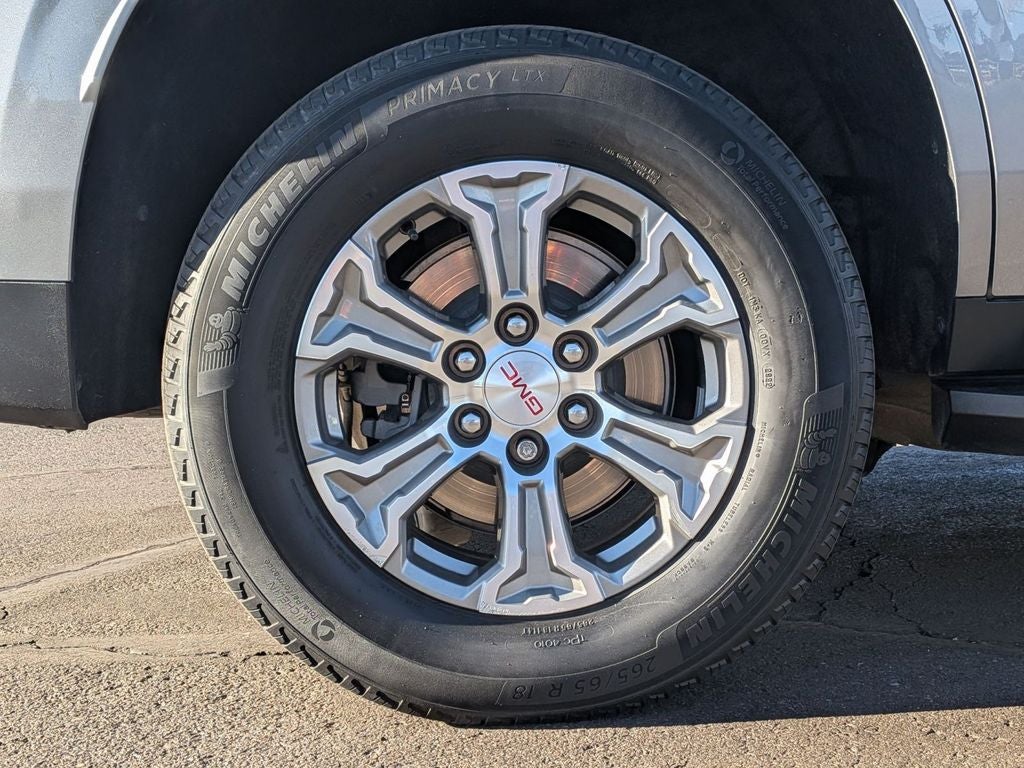 2023 GMC Yukon SLE
