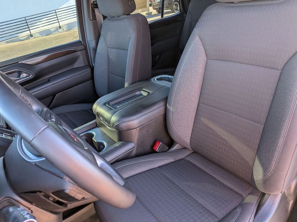 2023 GMC Yukon SLE