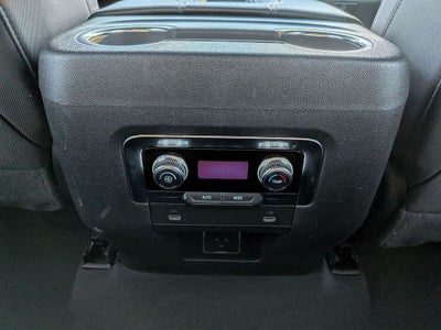 2023 GMC Yukon SLE