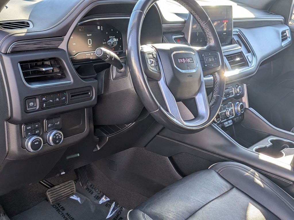 2022 GMC Yukon SLT