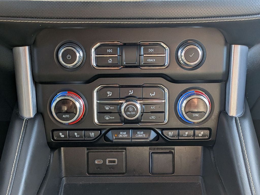 2022 GMC Yukon SLT