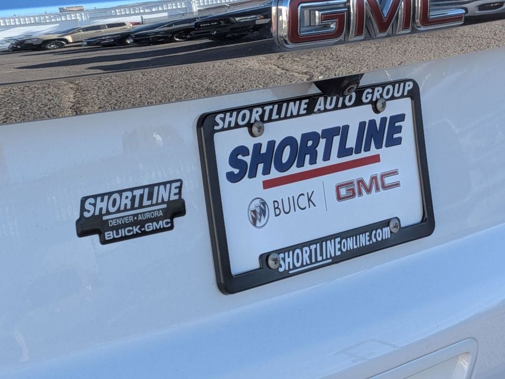 2022 GMC Yukon SLT