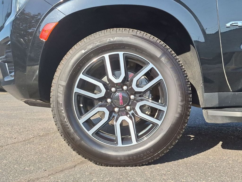 2022 GMC Yukon AT4