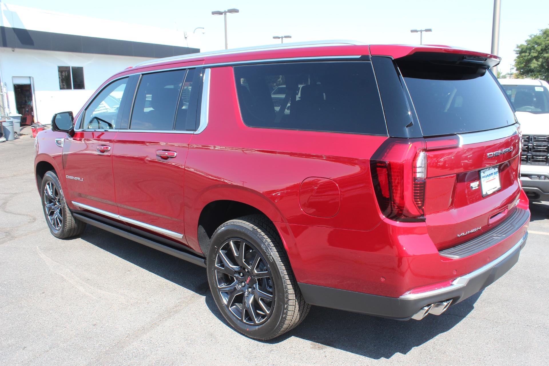 2025 GMC Yukon XL Denali