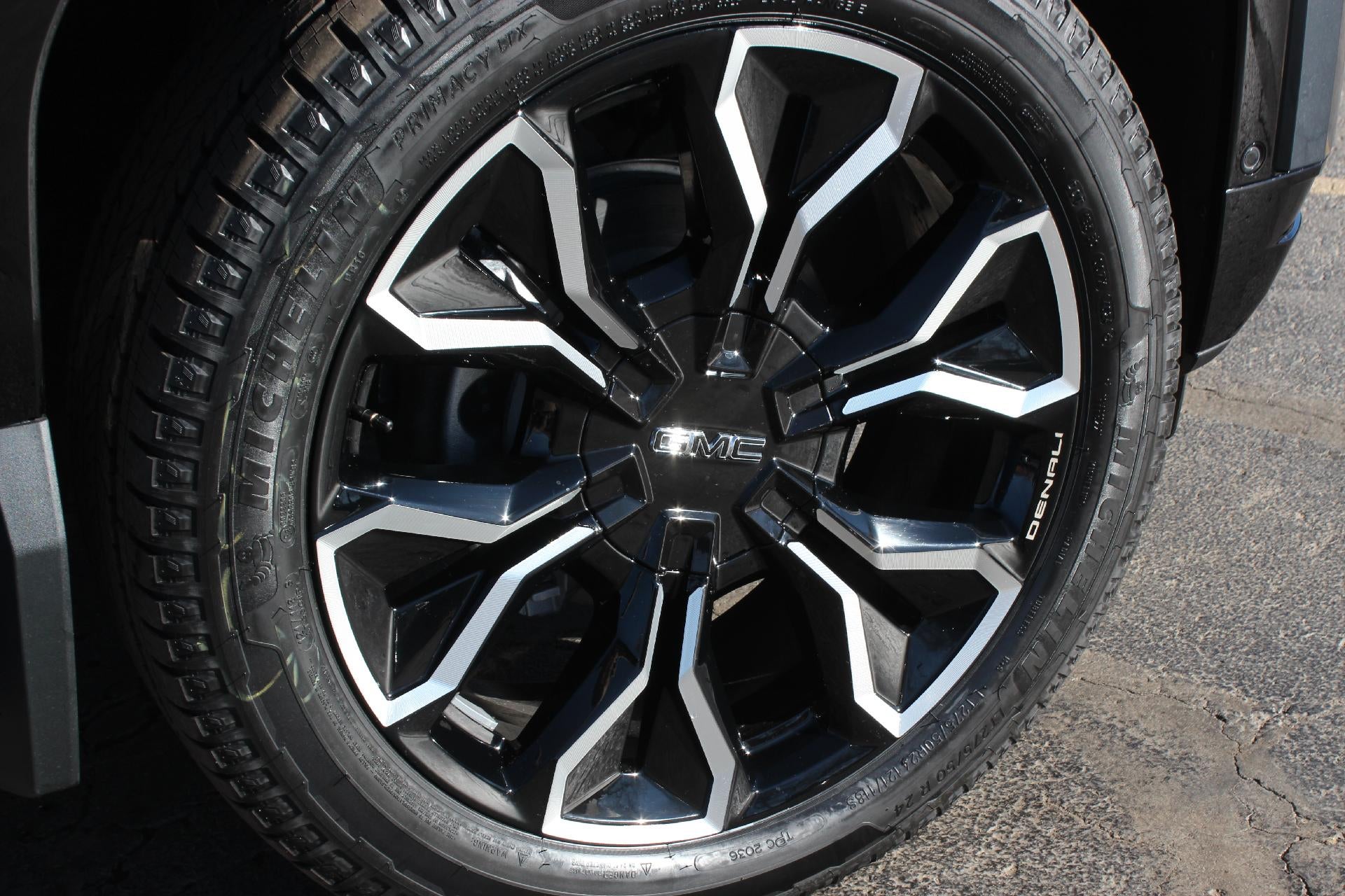 2025 GMC Sierra EV Extended Range Denali