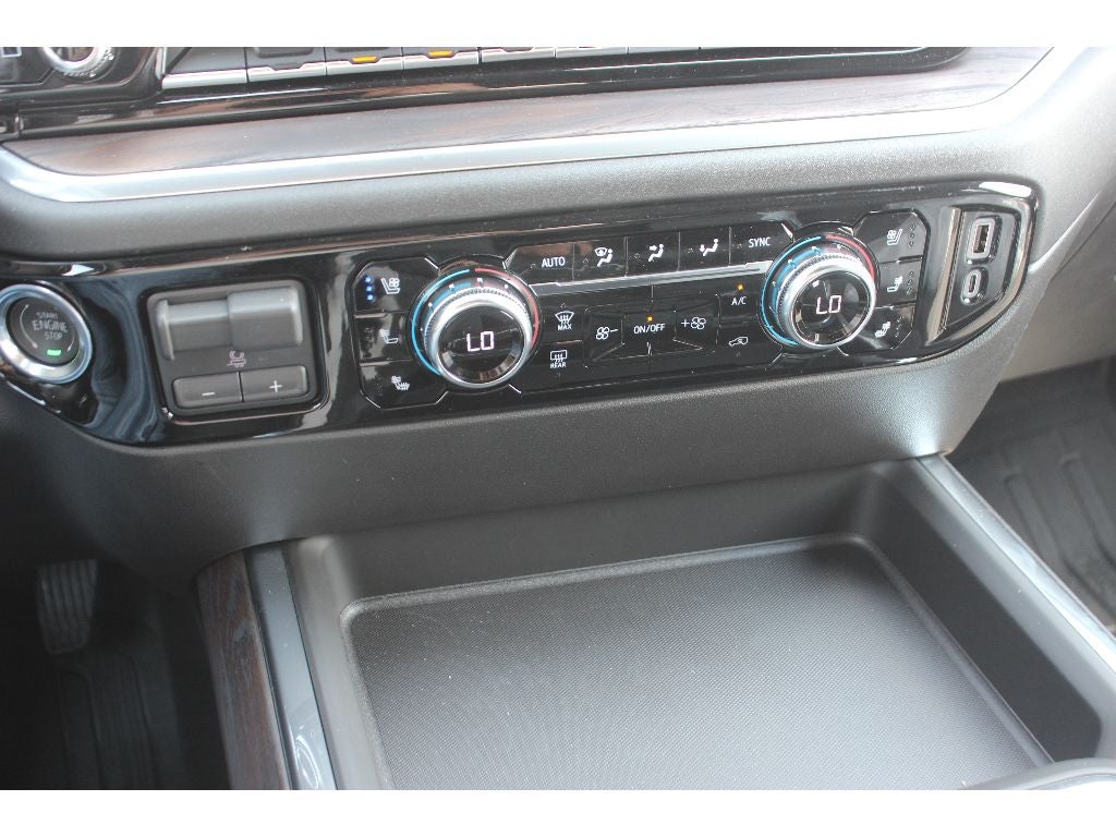 2025 GMC Sierra 2500HD SLT - Photo 39