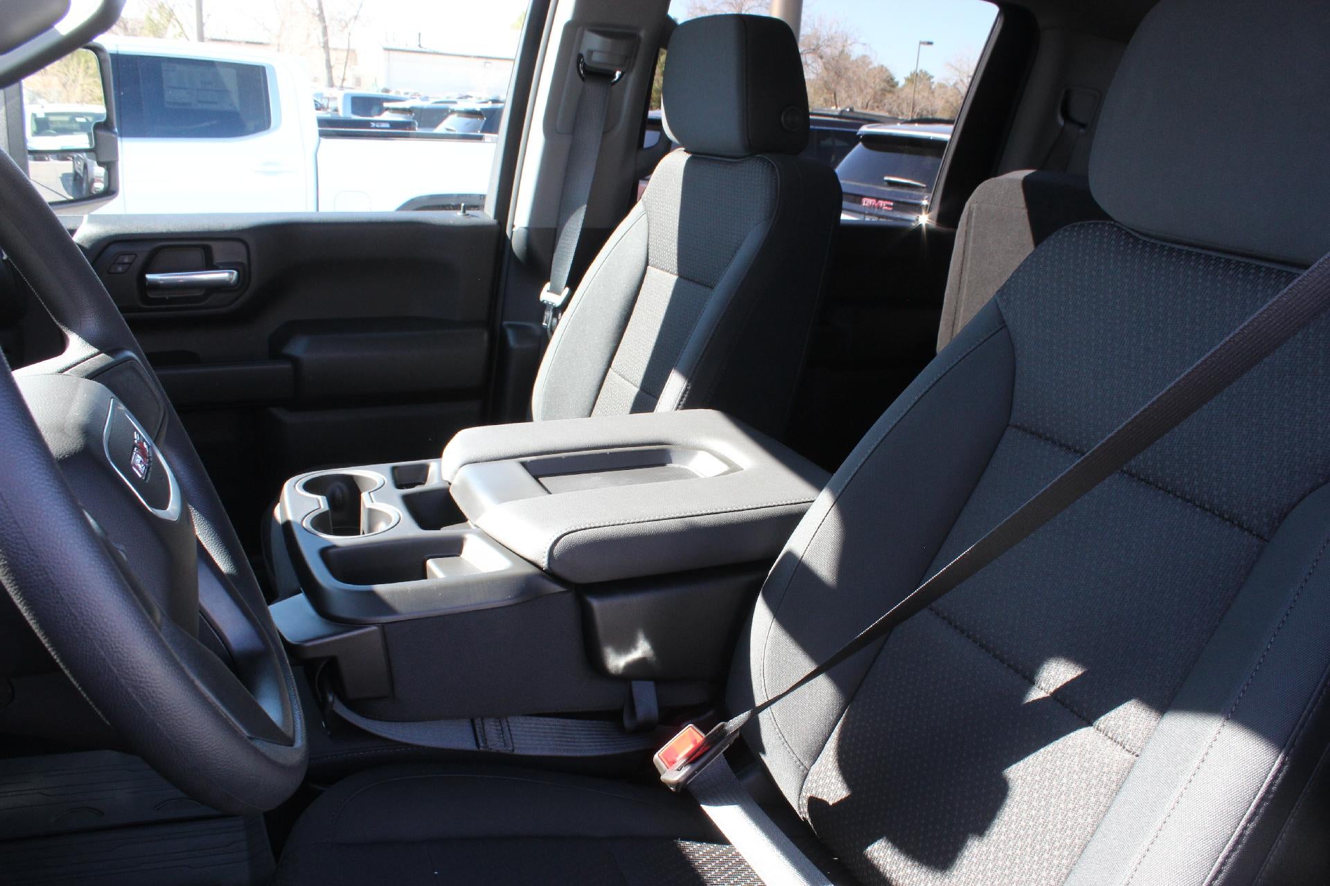 2025 GMC Sierra 3500 HD Pro