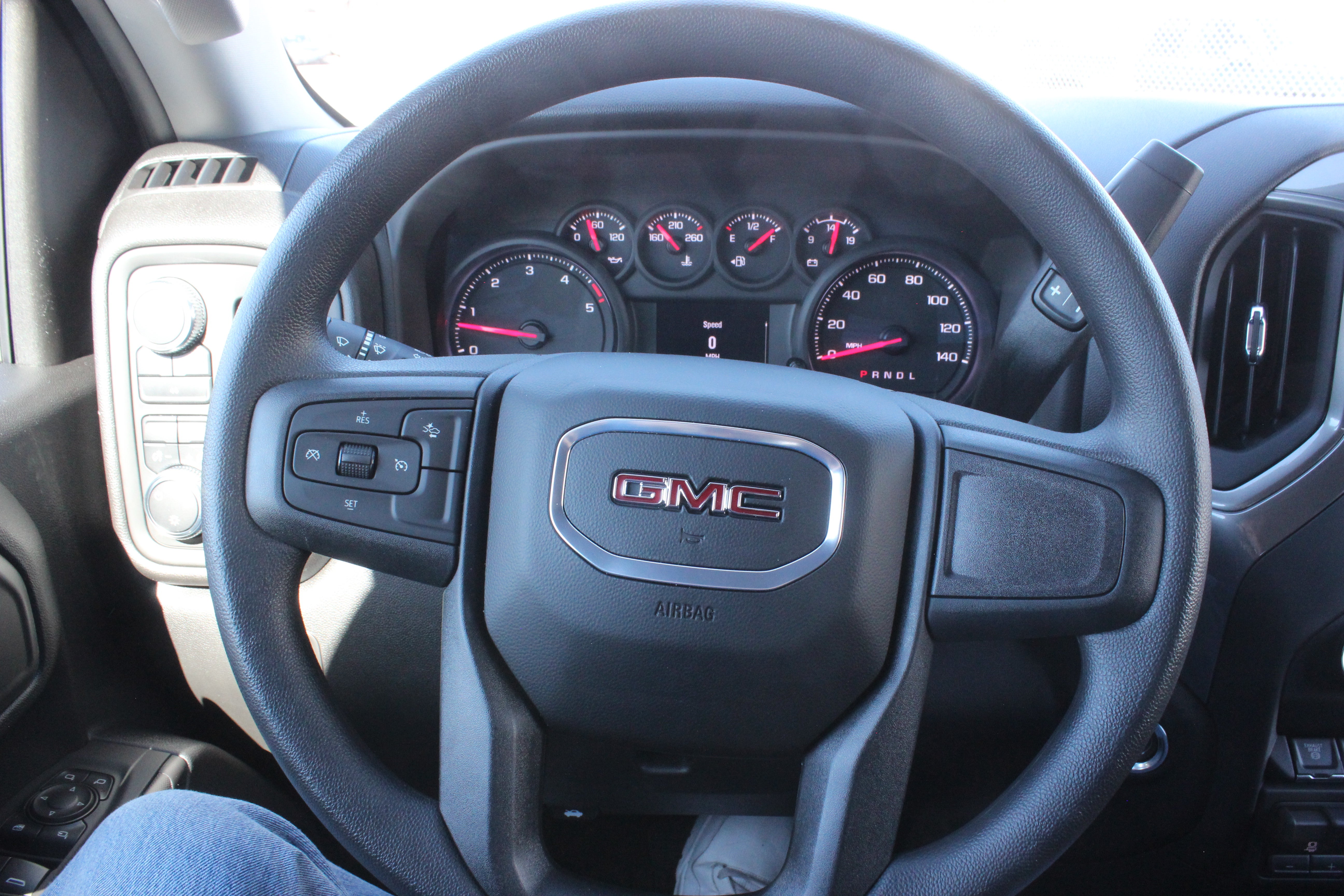 2025 GMC Sierra 3500 HD Pro