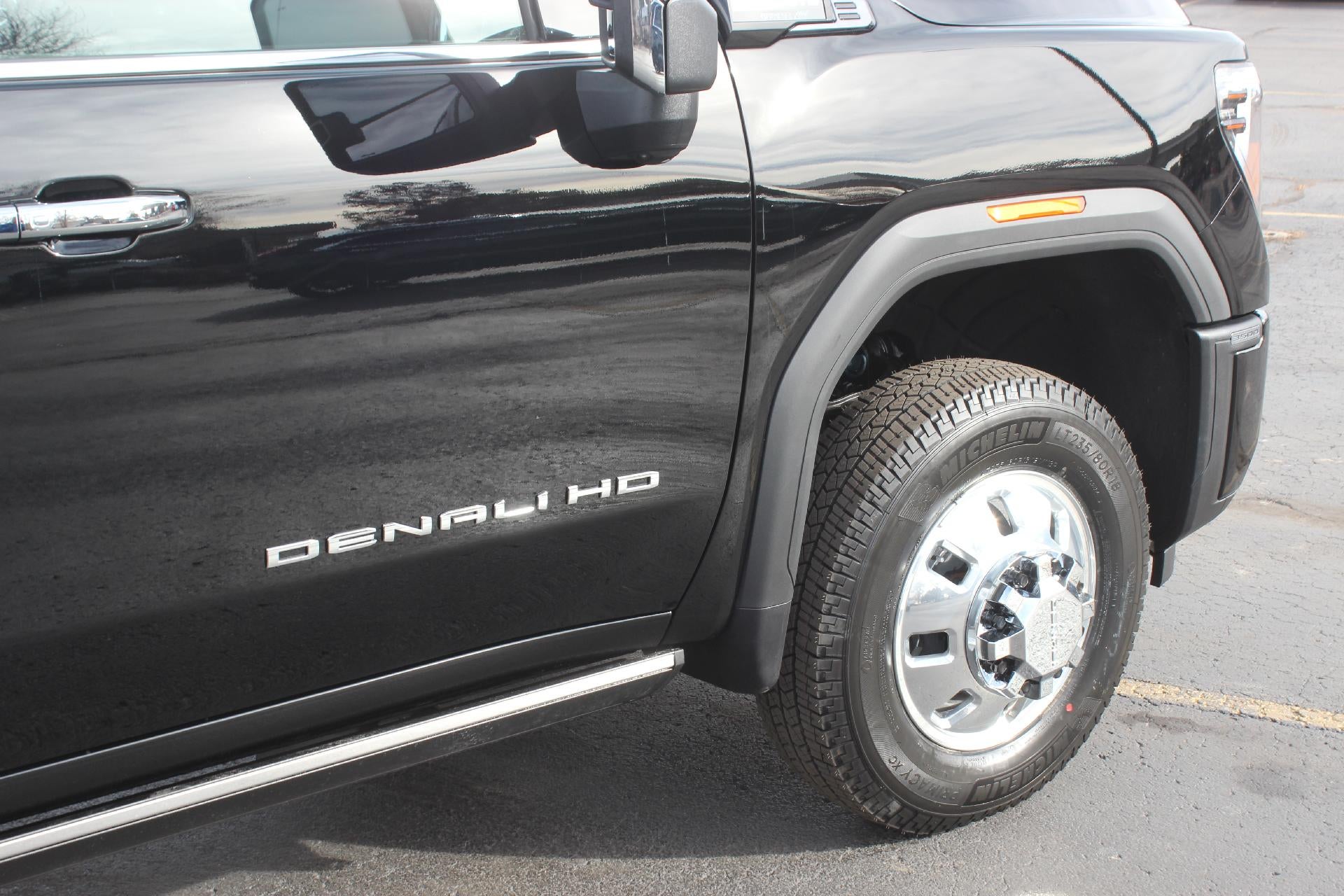2026 GMC Sierra 3500 HD Denali Ultimate DRW
