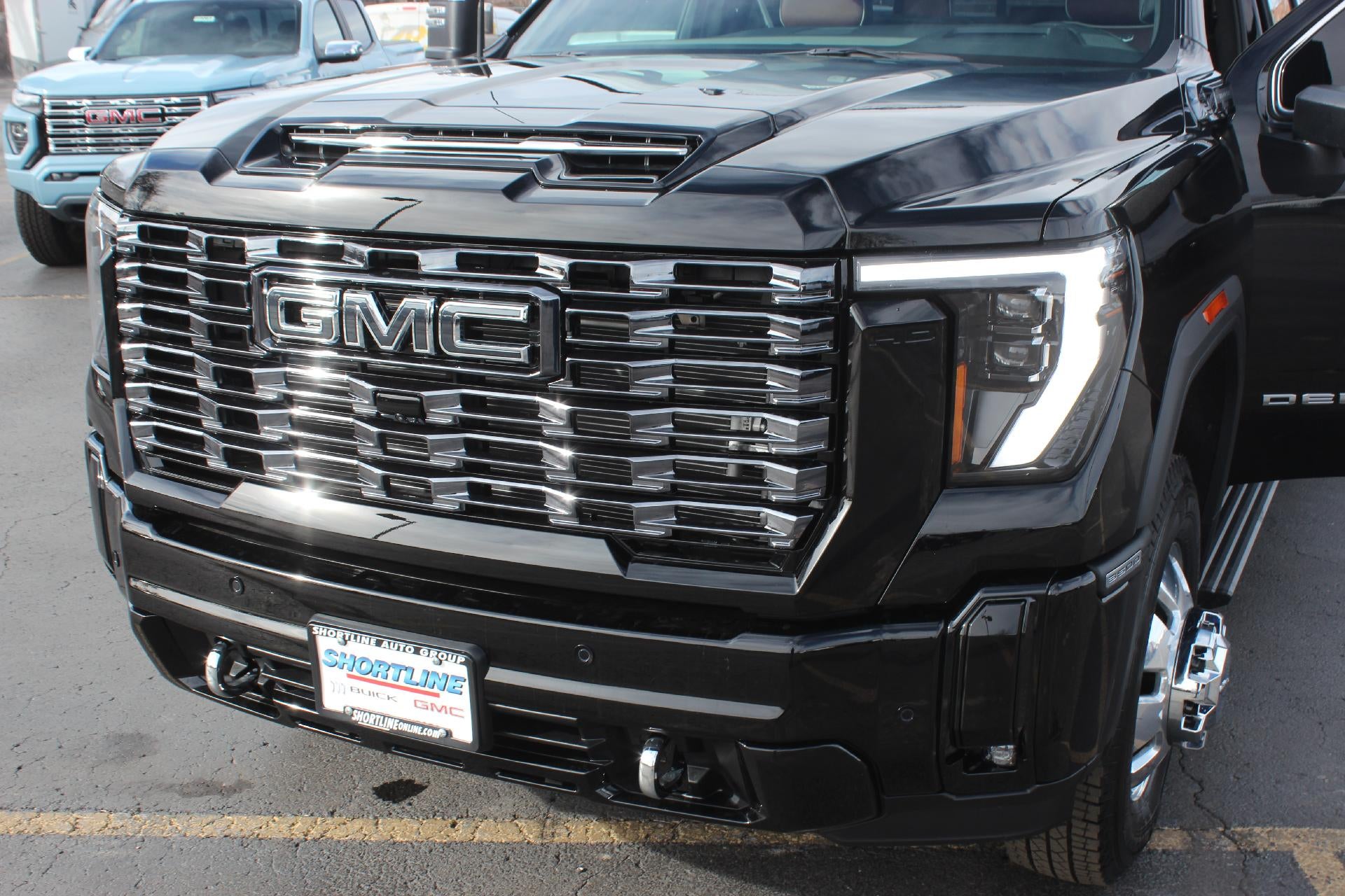 2026 GMC Sierra 3500 HD Denali Ultimate DRW