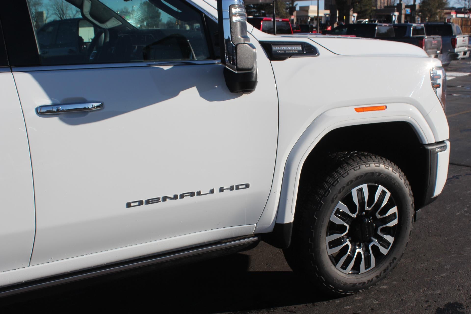 2025 GMC Sierra 3500 HD Denali Ultimate