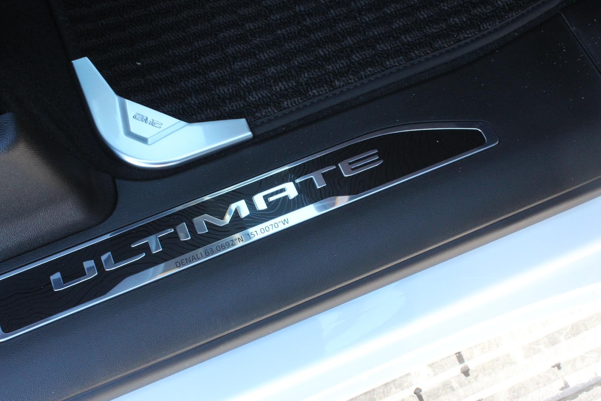 2025 GMC Sierra 3500 HD Denali Ultimate