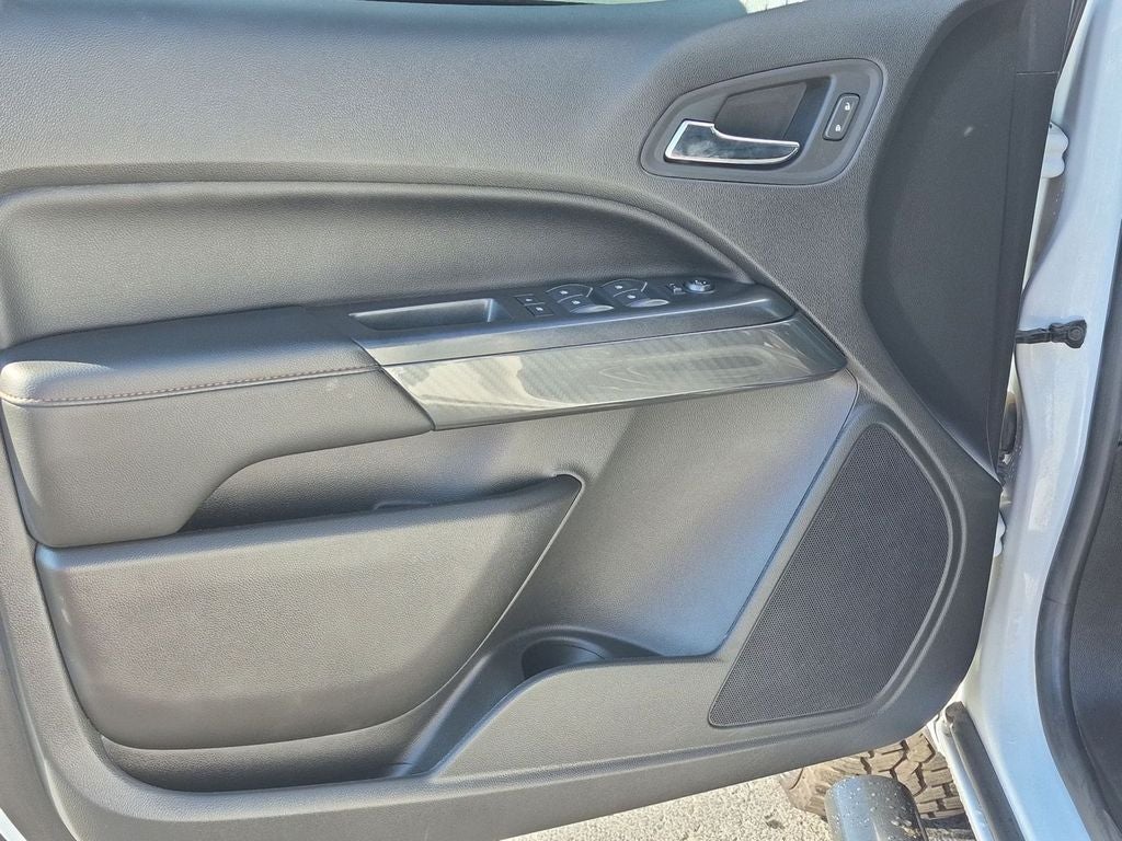 2021 GMC Canyon 4WD AT4 w/Leather