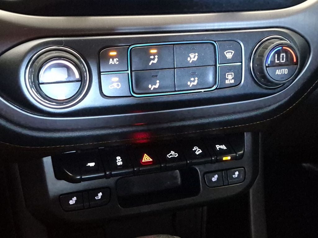 2021 GMC Canyon 4WD AT4 w/Leather