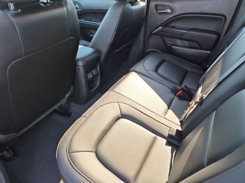 2021 GMC Canyon 4WD AT4 w/Leather