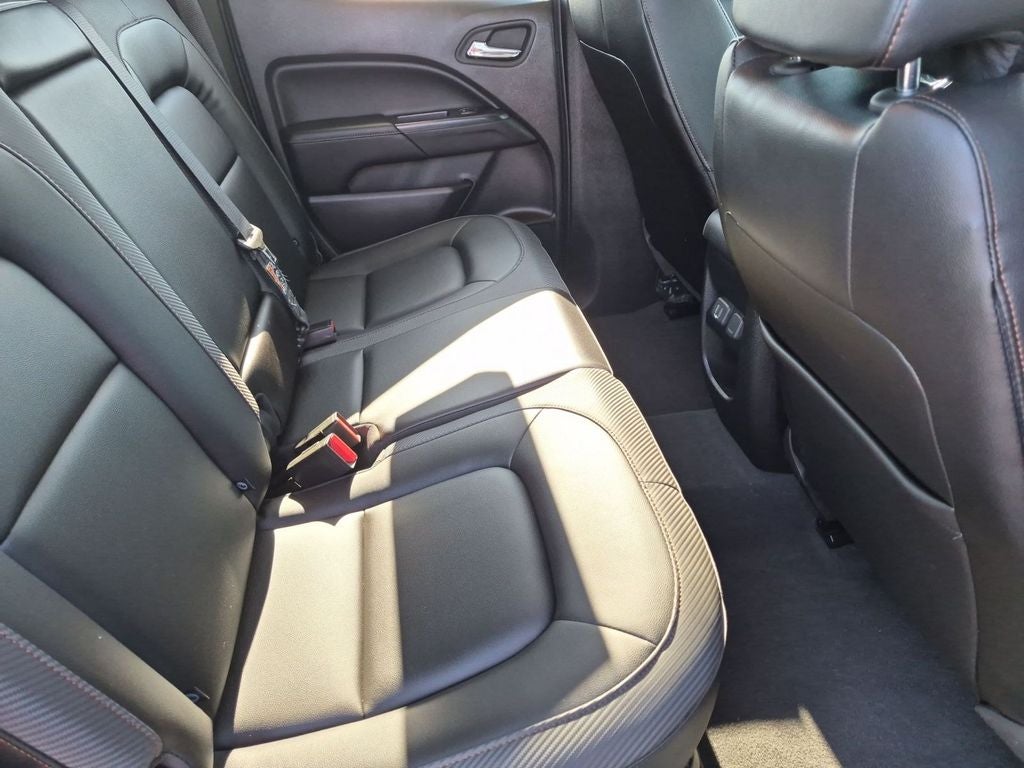 2021 GMC Canyon 4WD AT4 w/Leather