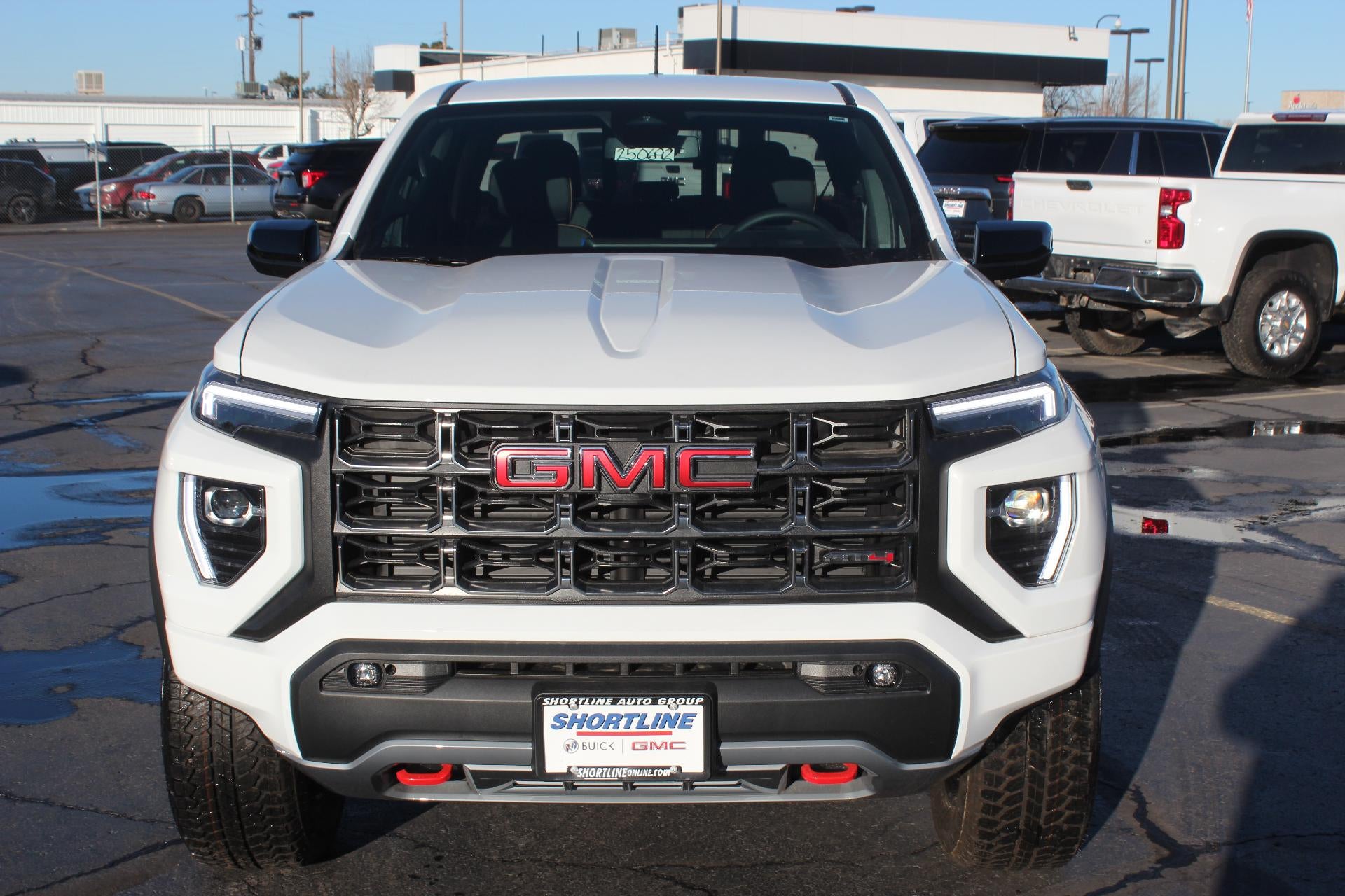 2025 GMC Canyon AT4