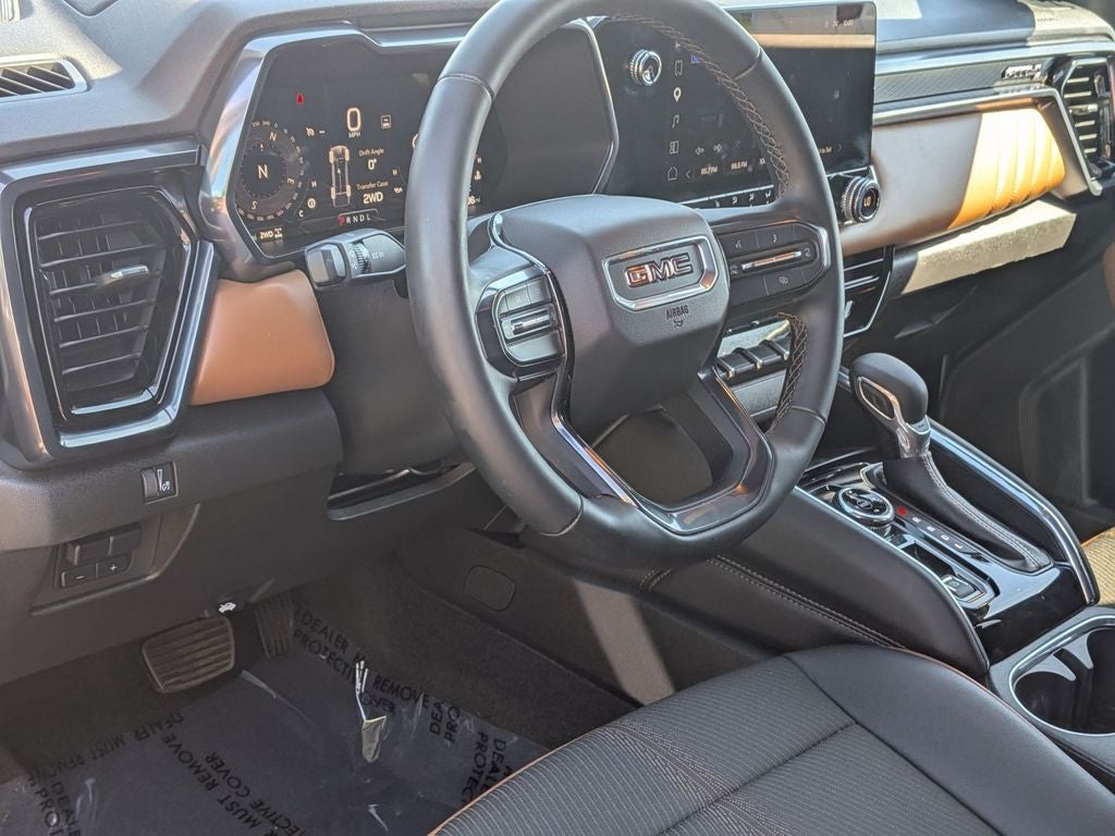 2025 GMC Canyon AT4