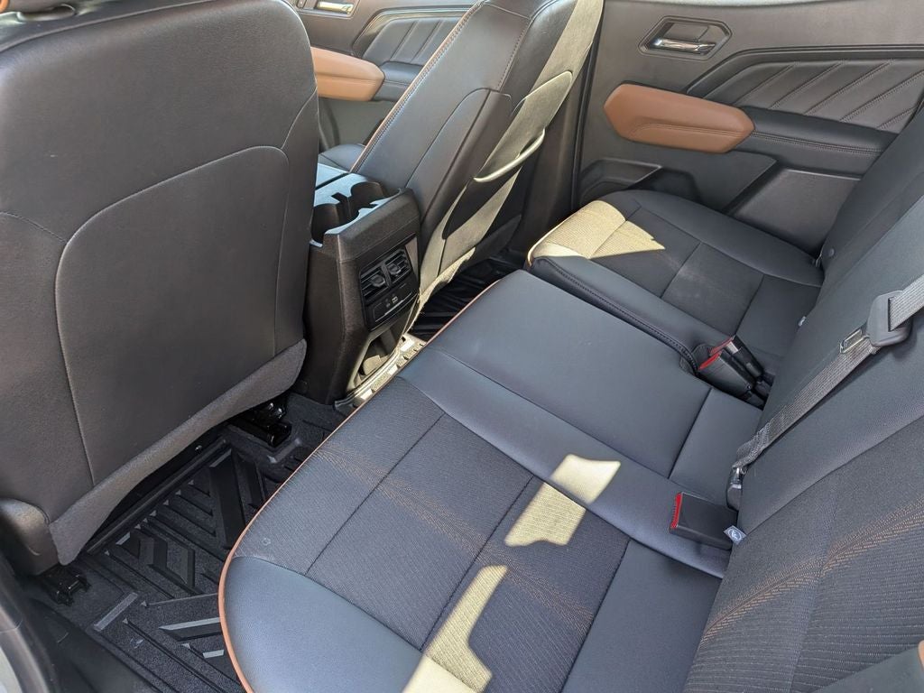 2025 GMC Canyon AT4