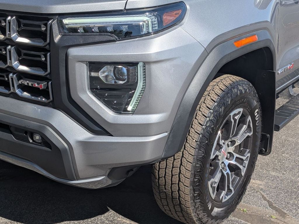 2025 GMC Canyon AT4