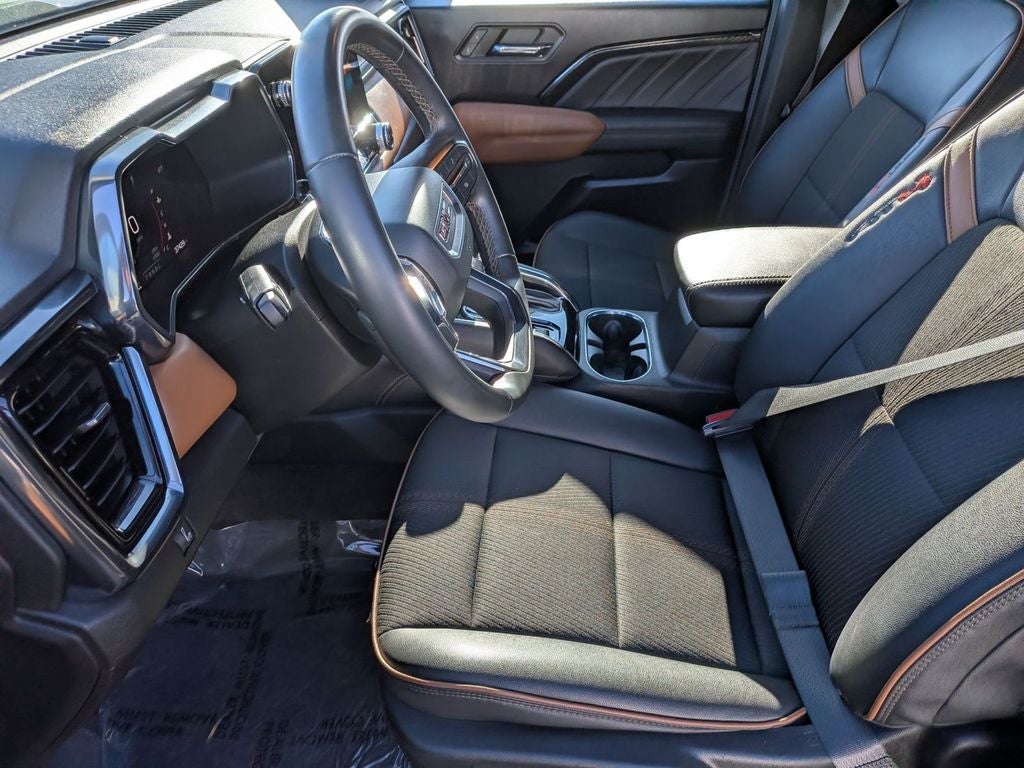 2023 GMC Canyon AT4
