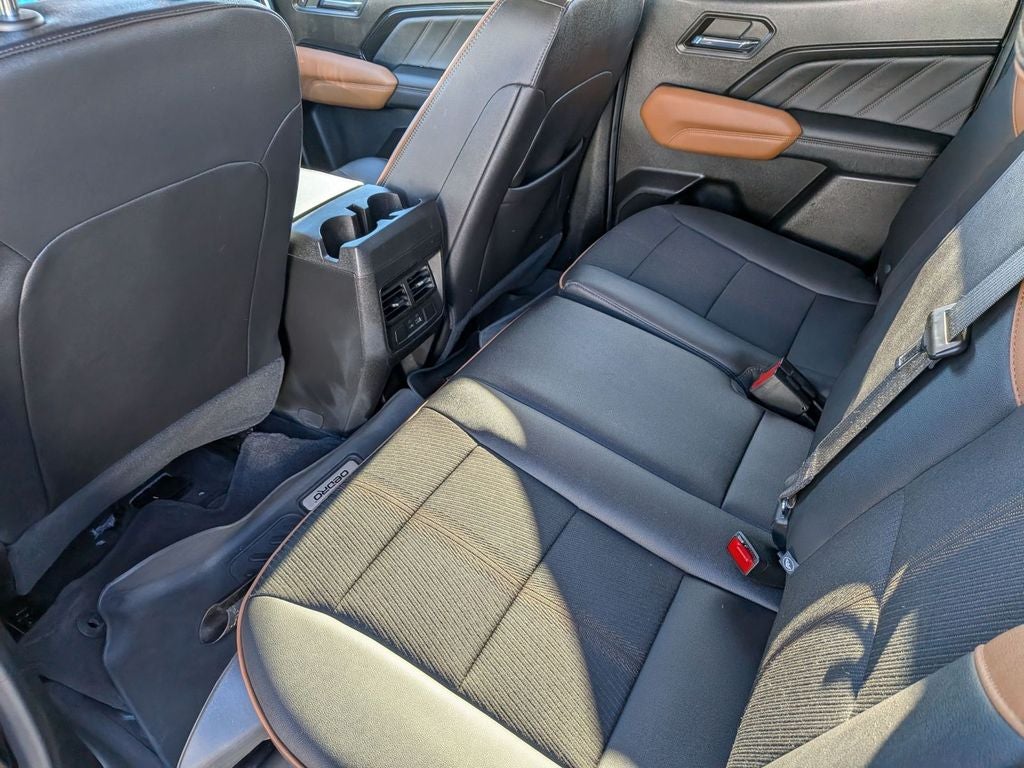 2023 GMC Canyon AT4