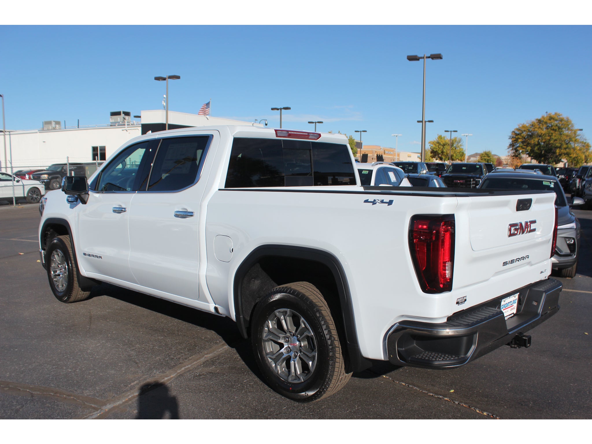 2026 GMC Sierra 1500 SLT - Photo 10
